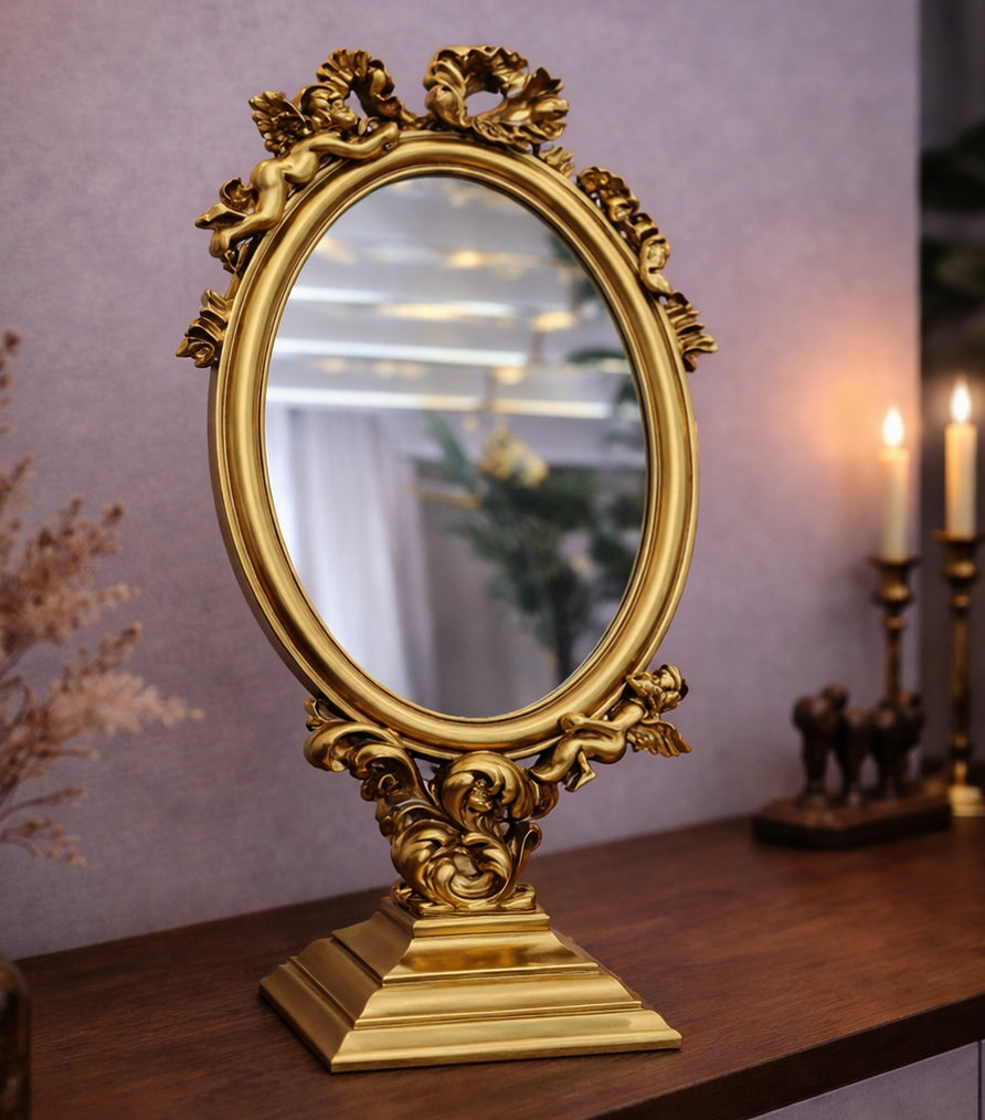 Royale Mirror
